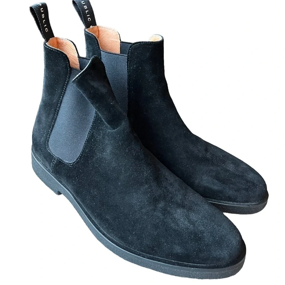 Republic Sonoma suede Chelsea boots in triple black size 8.